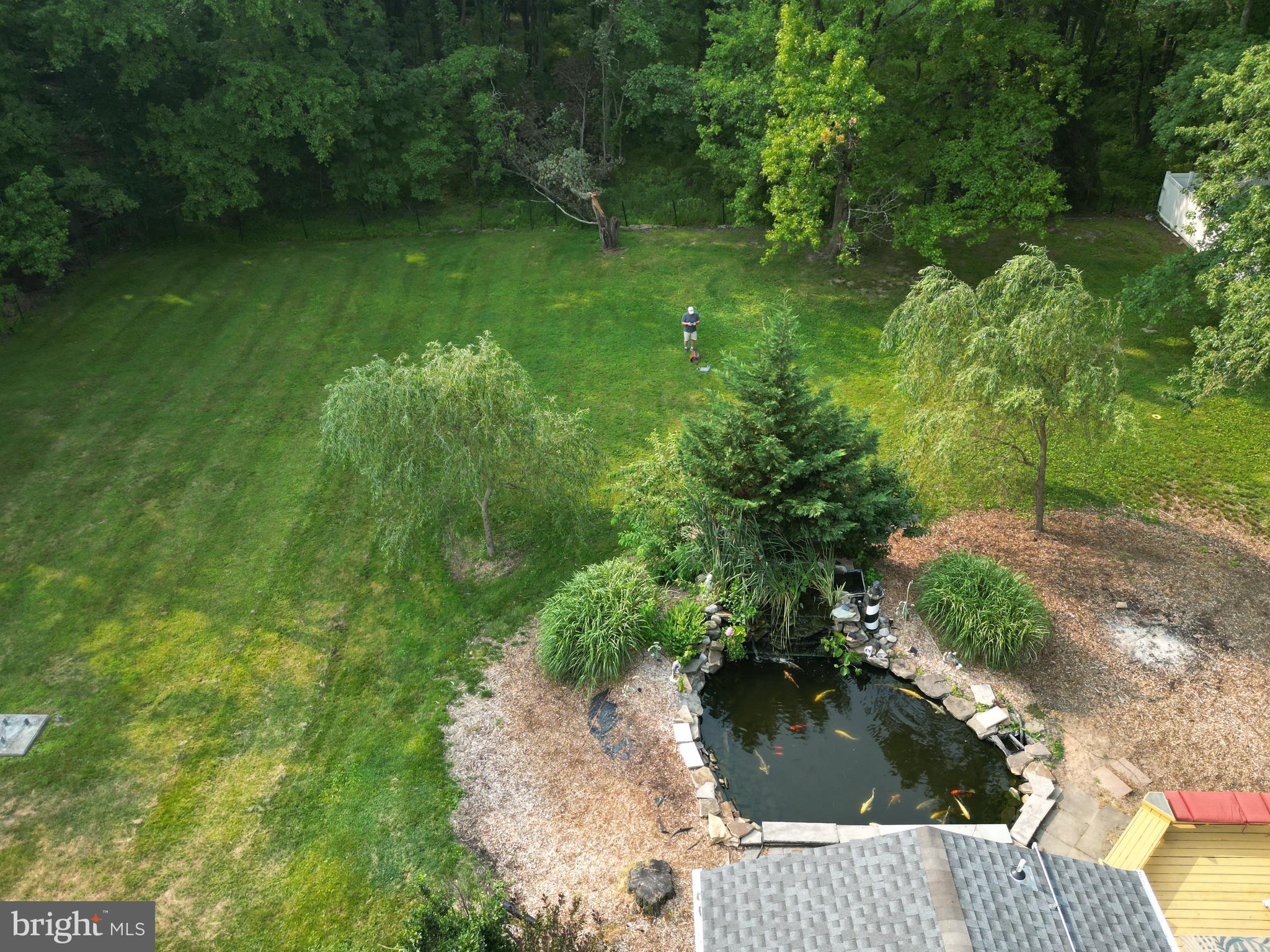 101 DENOW ROAD
