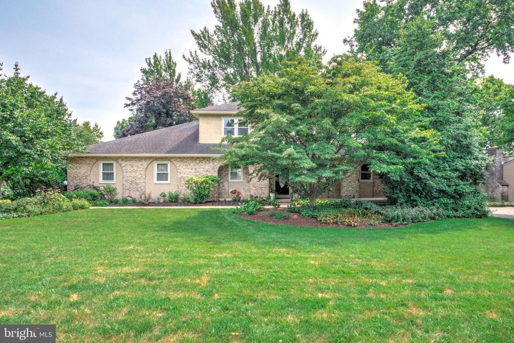 Photo of 3312 Cochran Drive, LANCASTER, PA 17601 (MLS # PALA2074024)