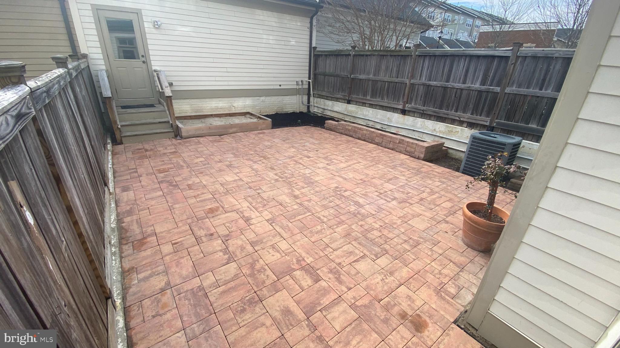 MAPLE LAWN FARMS - Residential Lease