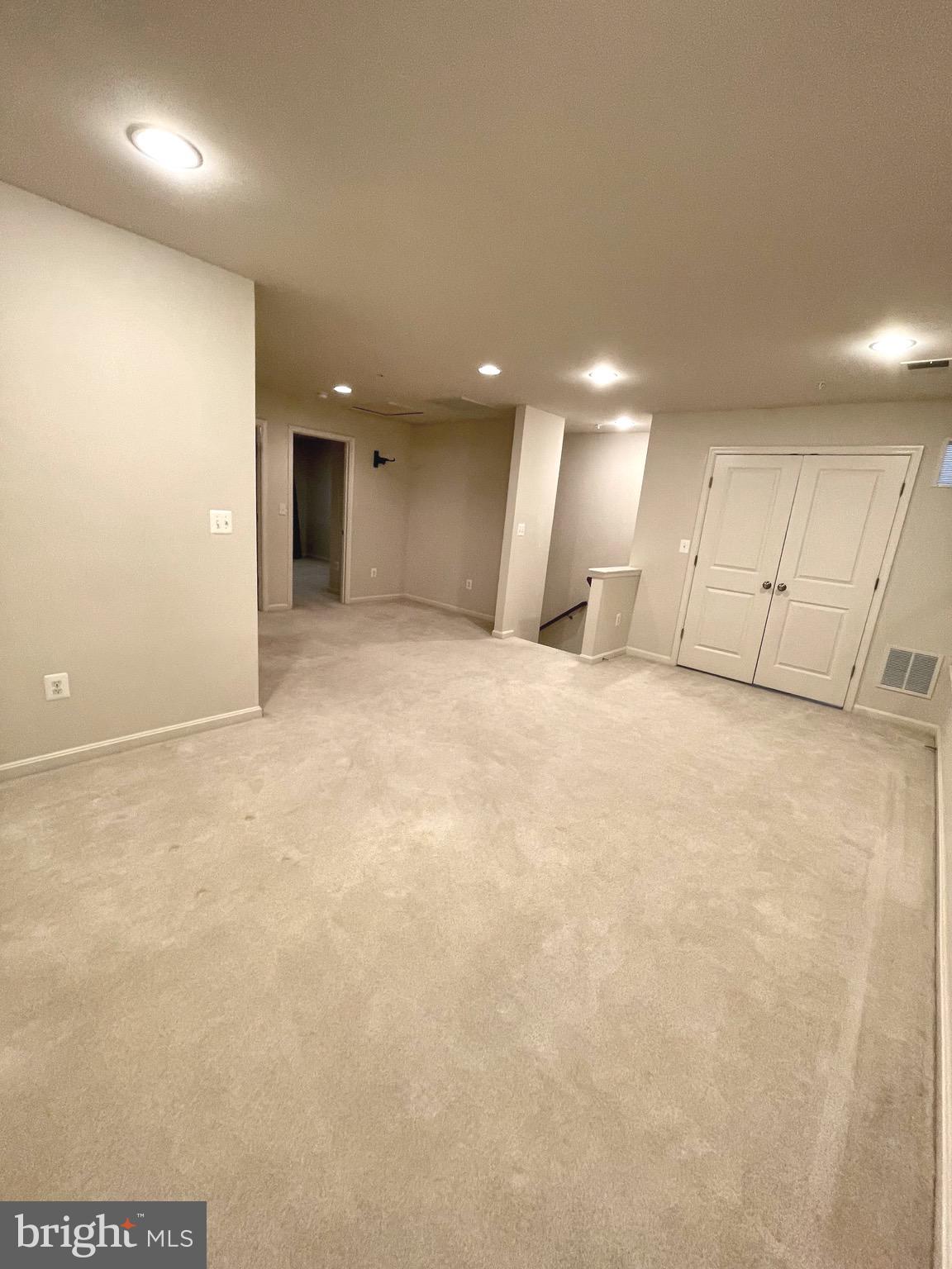 MAPLE LAWN FARMS - Residential Lease