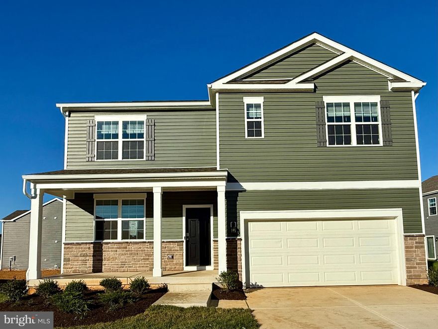 This Hayden model features 5 bedrooms and 3 full baths, and a two car garage.  A guest room and full bath on the main level. Fully kitchen with stainless steel appliances, 25 cu ft side by side refrigerator with in door water/ice, multi cycle dishwasher, disposal, range and microwave with Aristokraft kitchen cabinetry, LED work area kitchen lighting and granite countertops. Upstairs you will find 4 more bedrooms plus a LOFT, which will make a great 2nd living area for the kids or visiting family.  America's "Smart Home Technology" featuring Quisys IQ HD touchscreen with camera, Wi-Fi video doorbell, Echo Dot speaker with Alexa, Z-Wave programmable thermostat, smart light switch and Keyless Entry front door lock with deadbolt, flat screen prewires with cat-6 outlets in owners suite and living area, and finally a Wi-Fi enabled garage door opener. LVP flooring on main level public areas, two panel interior doors with brushed nickel hardware, wall to wall carpeting in bedrooms, ceiling fan pre-wires, - ALL BRAND NEW AND ALL INCLUDED!!! Attractive low down payment financing programs available at below market rates. Closing cost assistnace plus a RWC 10 year warranty. ACT NOW!