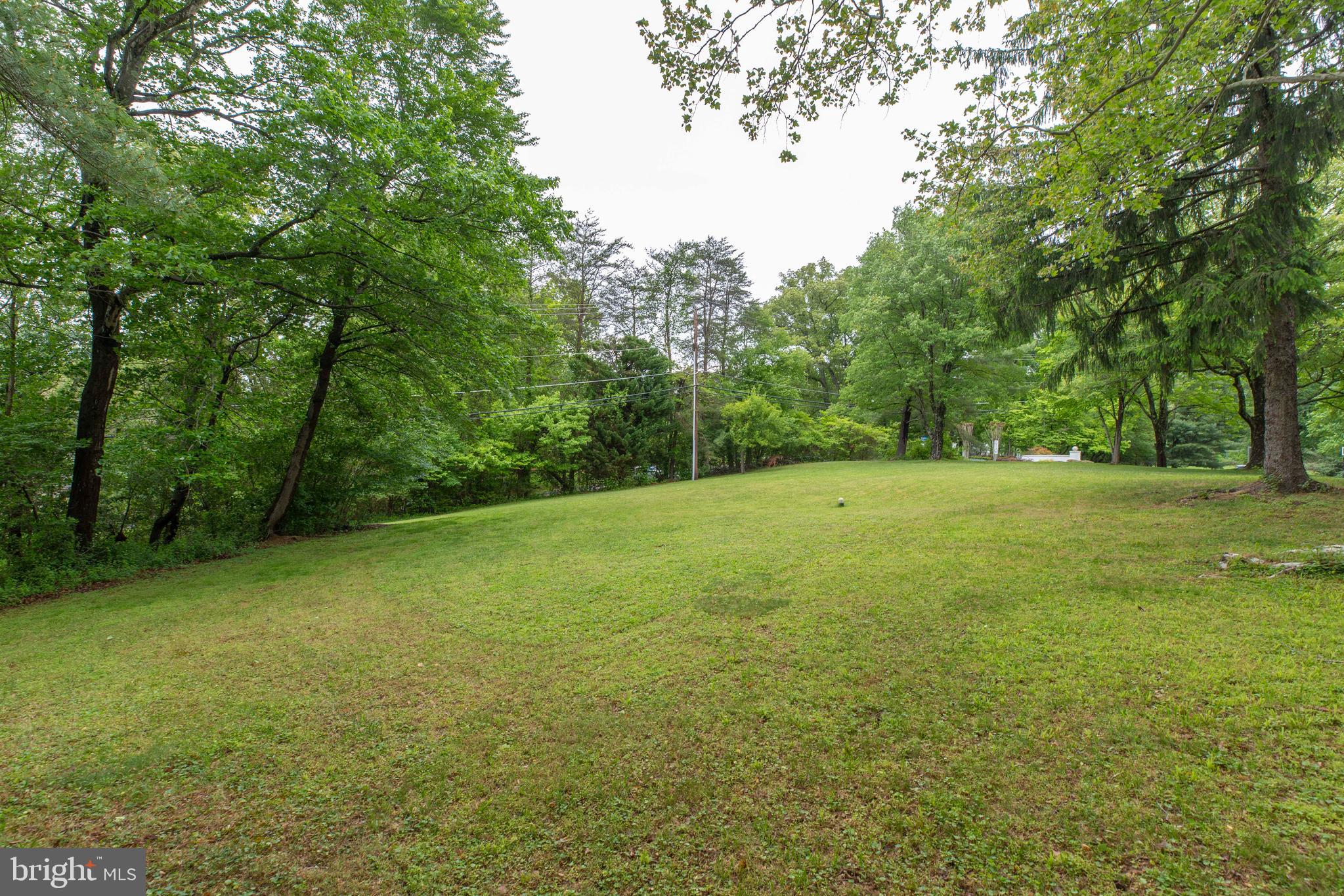 LEXINGTON ESTATES - Residential