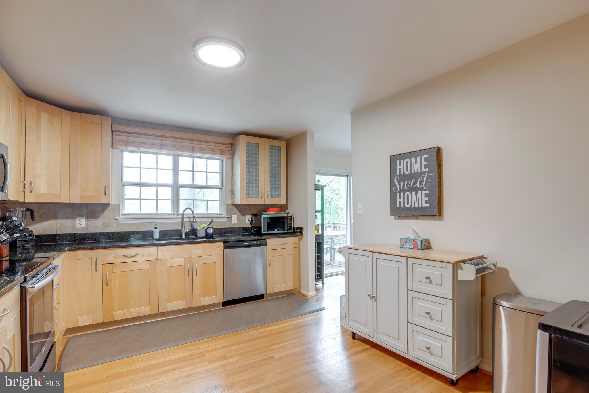 LEXINGTON ESTATES - Residential