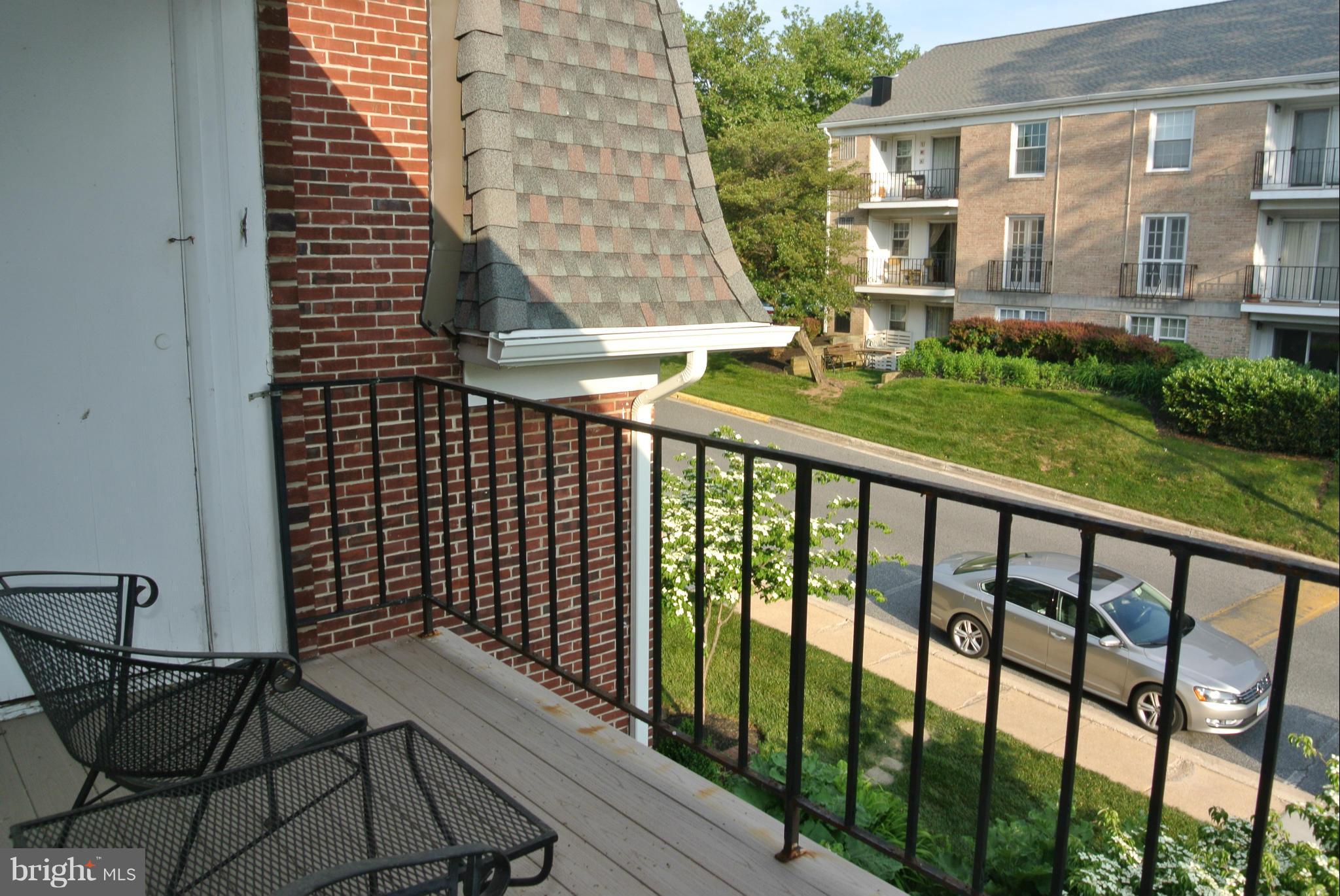 VILLAGES AT HOMELAND - Residential