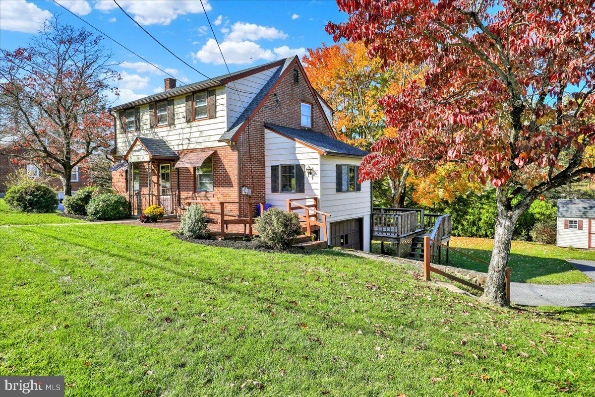 1461 OLD LANCASTER PIKE