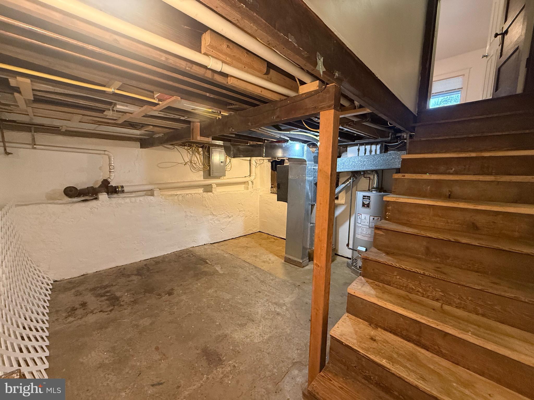 WILLOW GROVE - Residential Lease