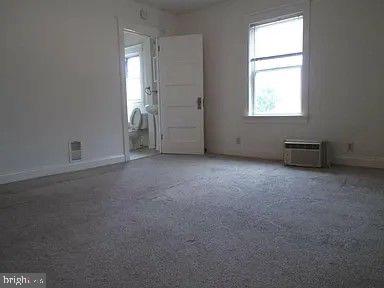 WILLOW GROVE - Residential Lease