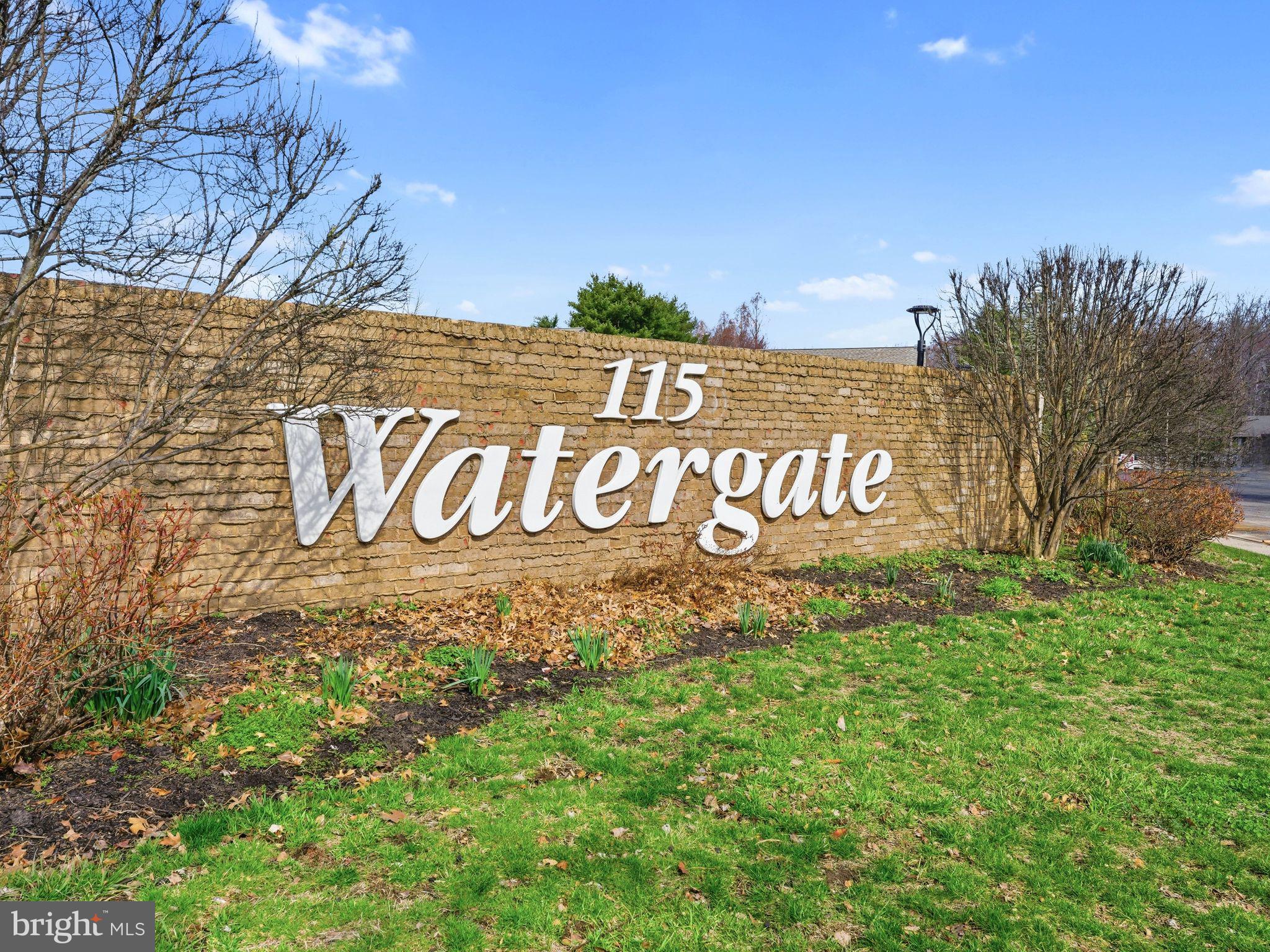 115 E KINGS HIGHWAY #243