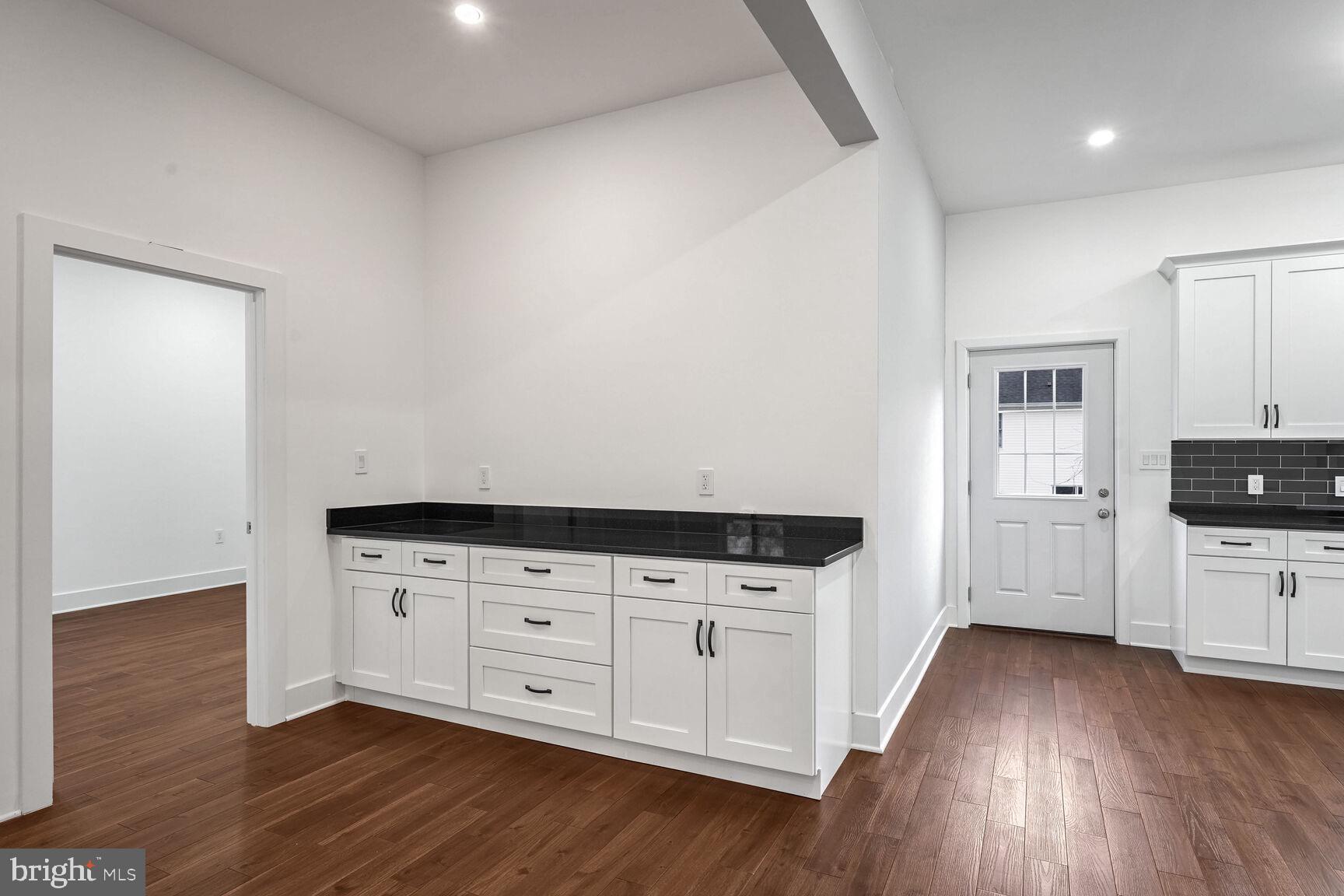 BRISTOW - Residential Lease