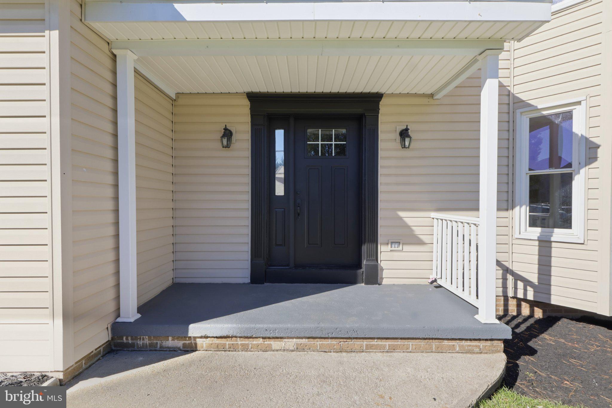1894 GOLDEN EAGLE DRIVE
