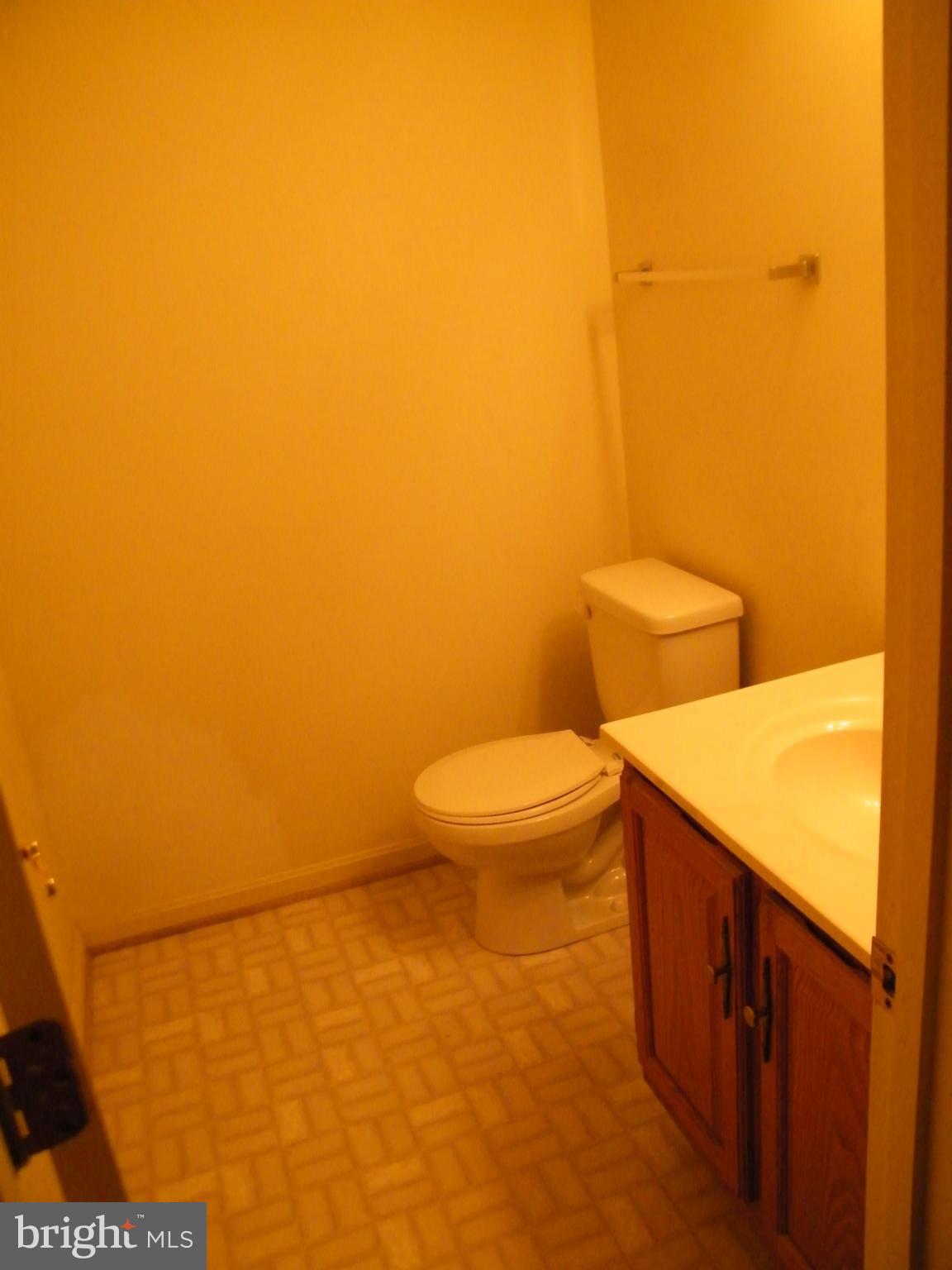 WHISPERING WOODS - Residential