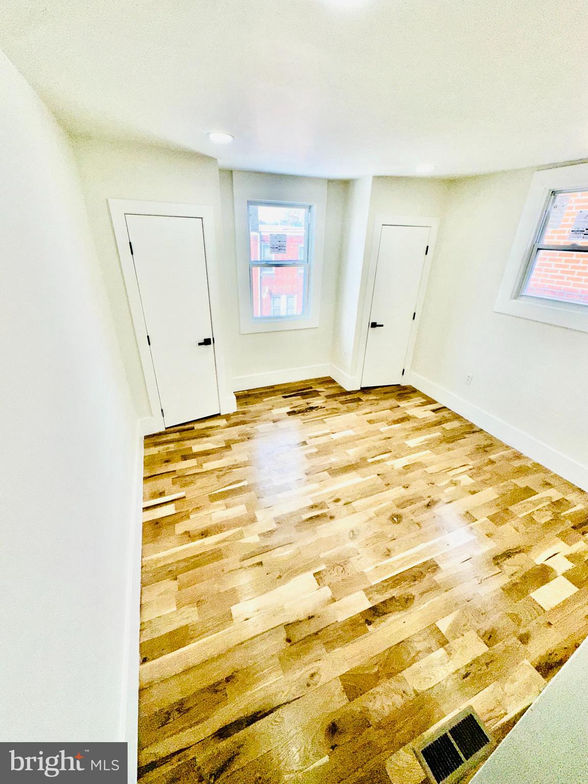 WEST OAK LANE - Residential