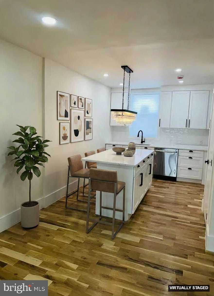 WEST OAK LANE - Residential