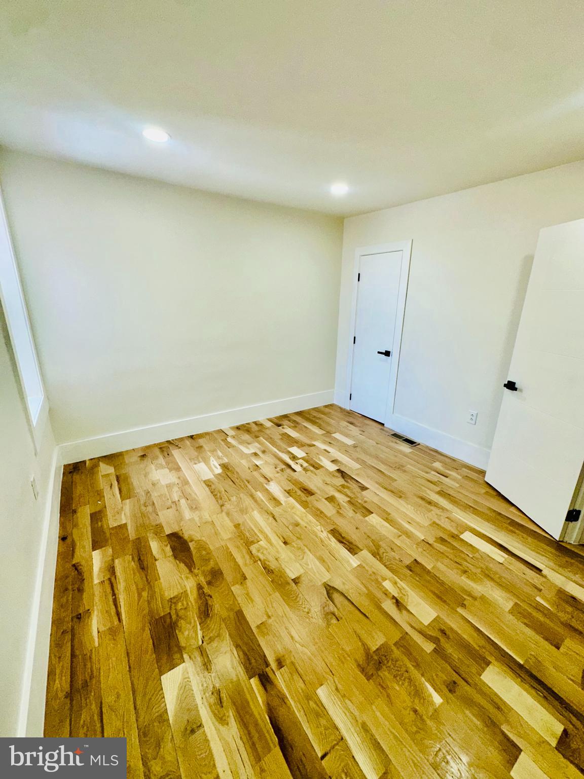 WEST OAK LANE - Residential