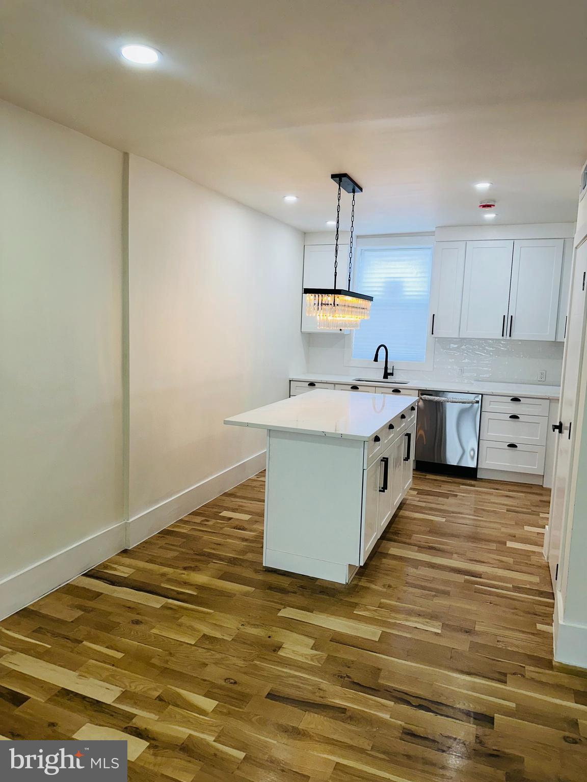 WEST OAK LANE - Residential