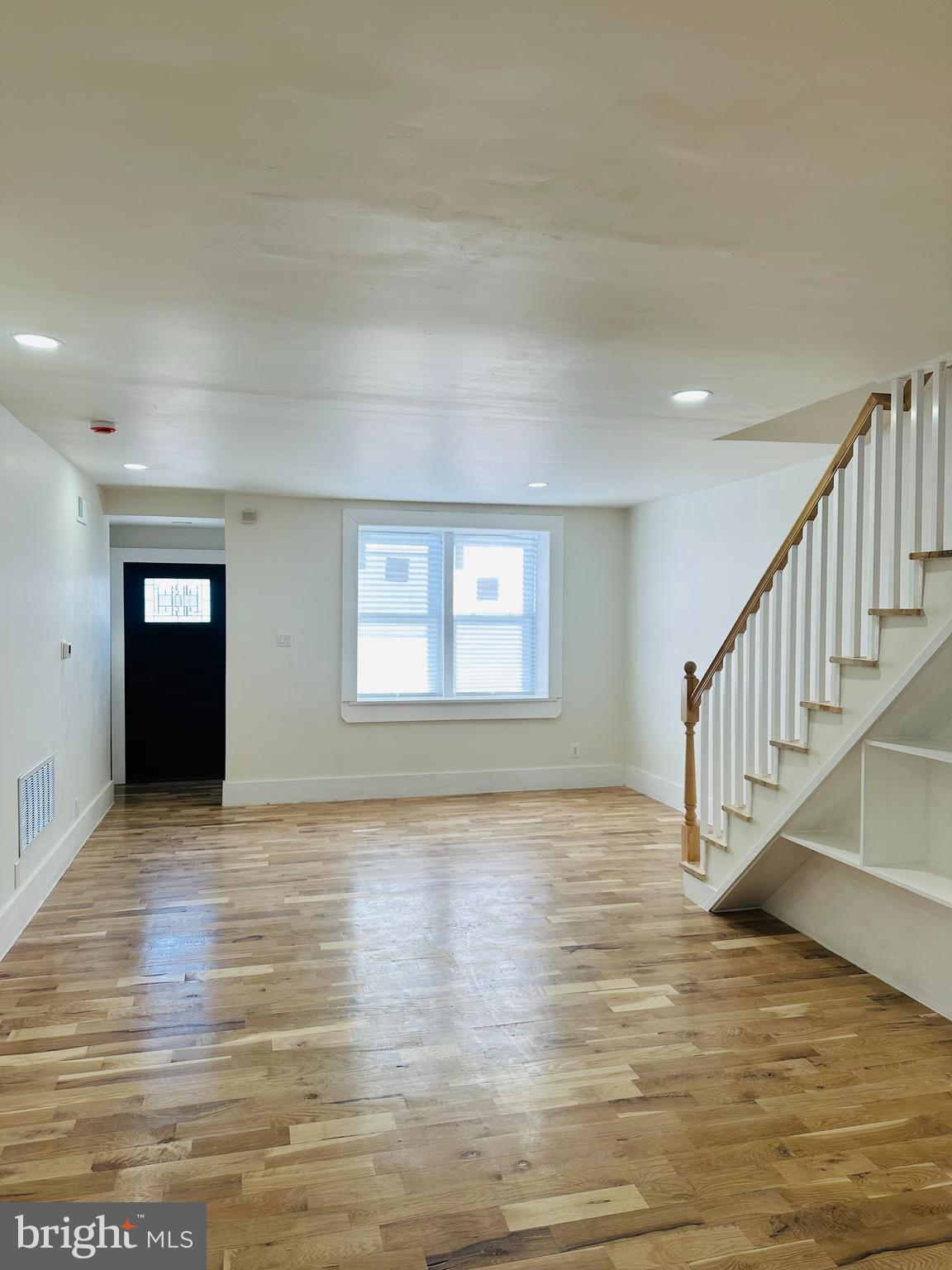 WEST OAK LANE - Residential