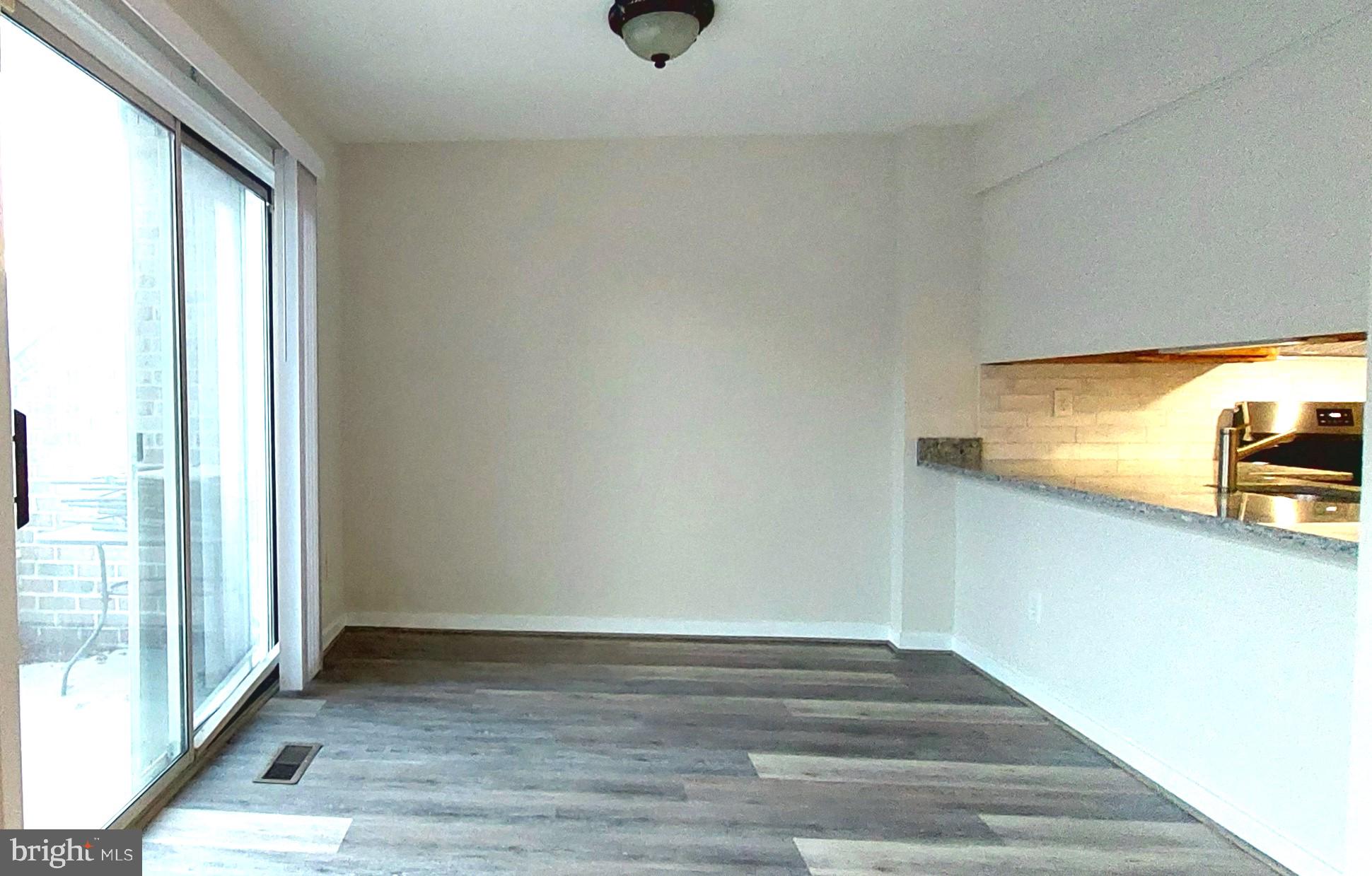 DOCKSIDE - Residential