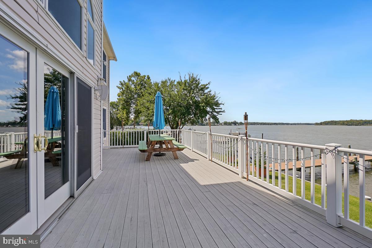 WEST TWIN RIVER - Residential