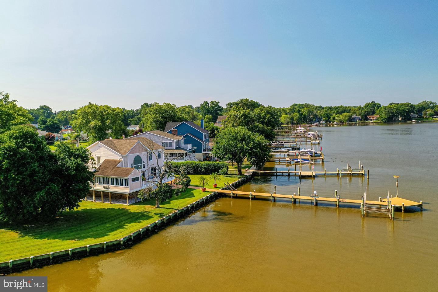 WEST TWIN RIVER - Residential