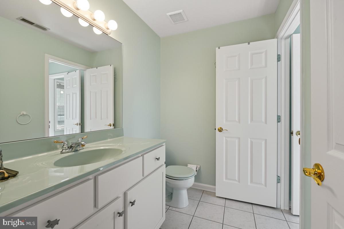 WEST TWIN RIVER - Residential