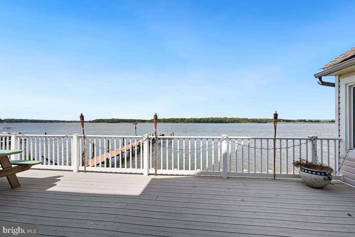 WEST TWIN RIVER - Residential