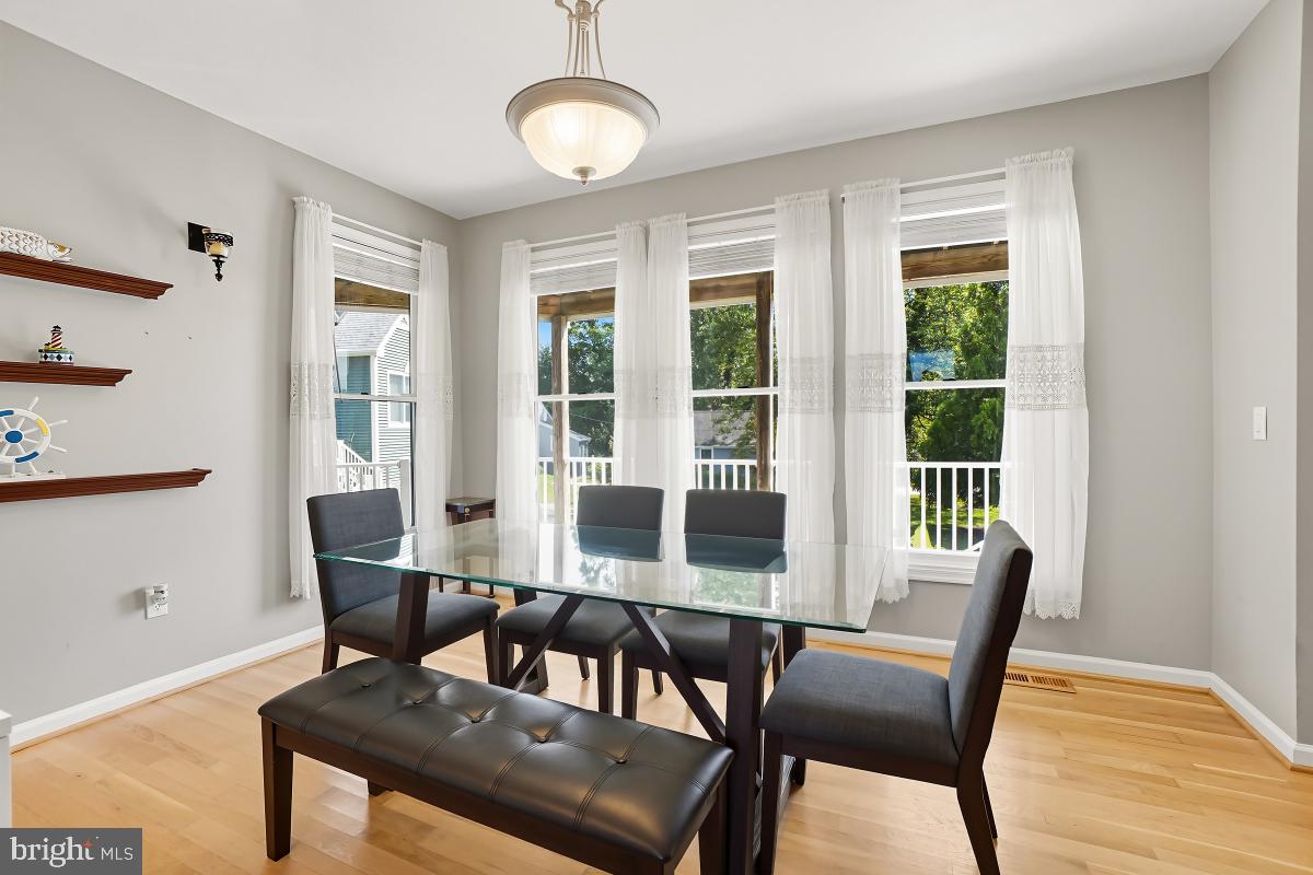 WEST TWIN RIVER - Residential