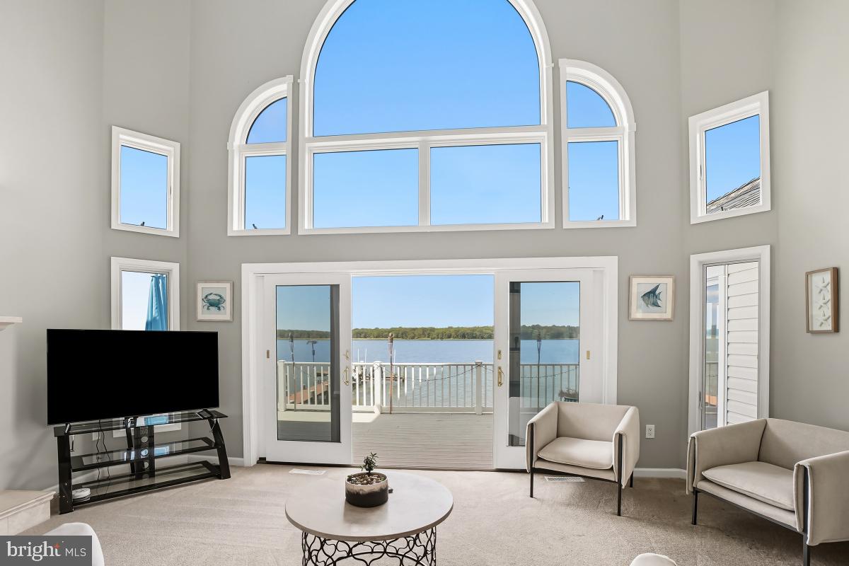 WEST TWIN RIVER - Residential