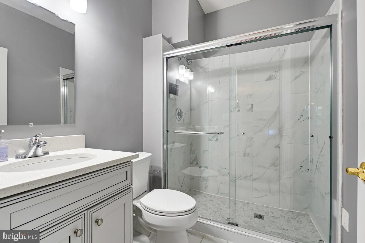 WEST TWIN RIVER - Residential