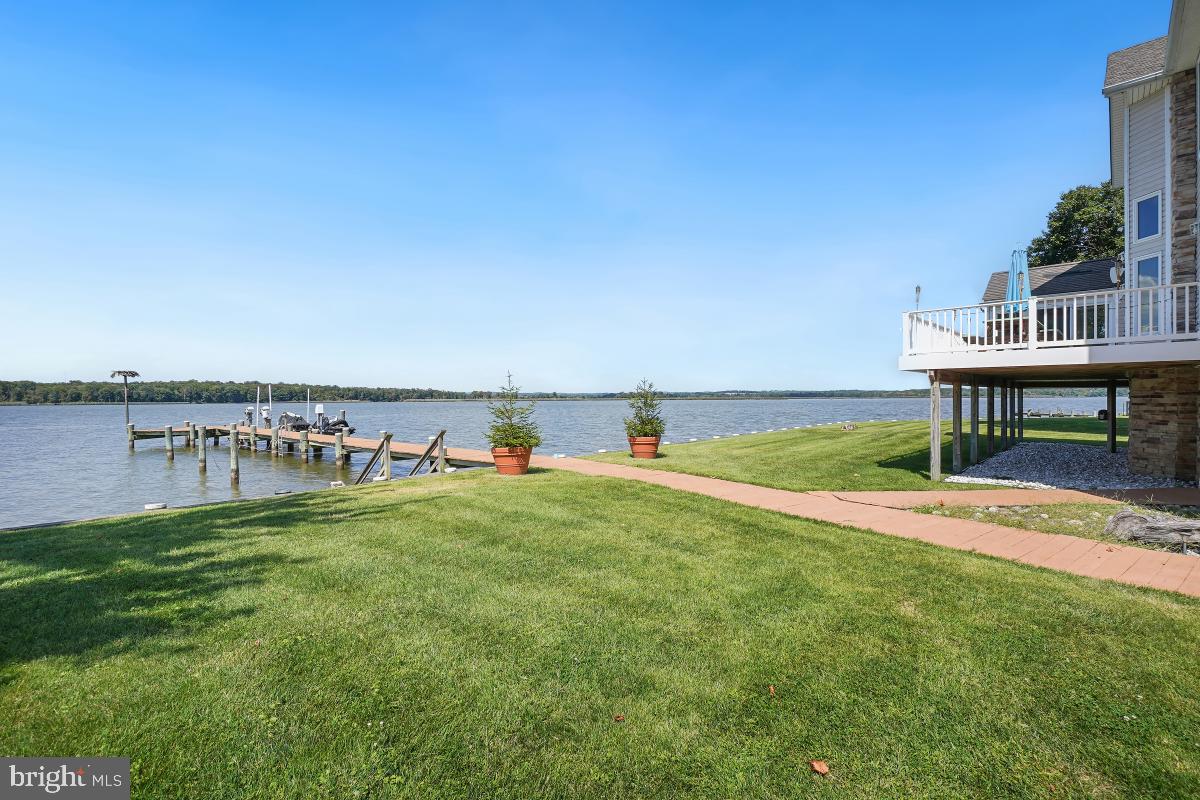 WEST TWIN RIVER - Residential