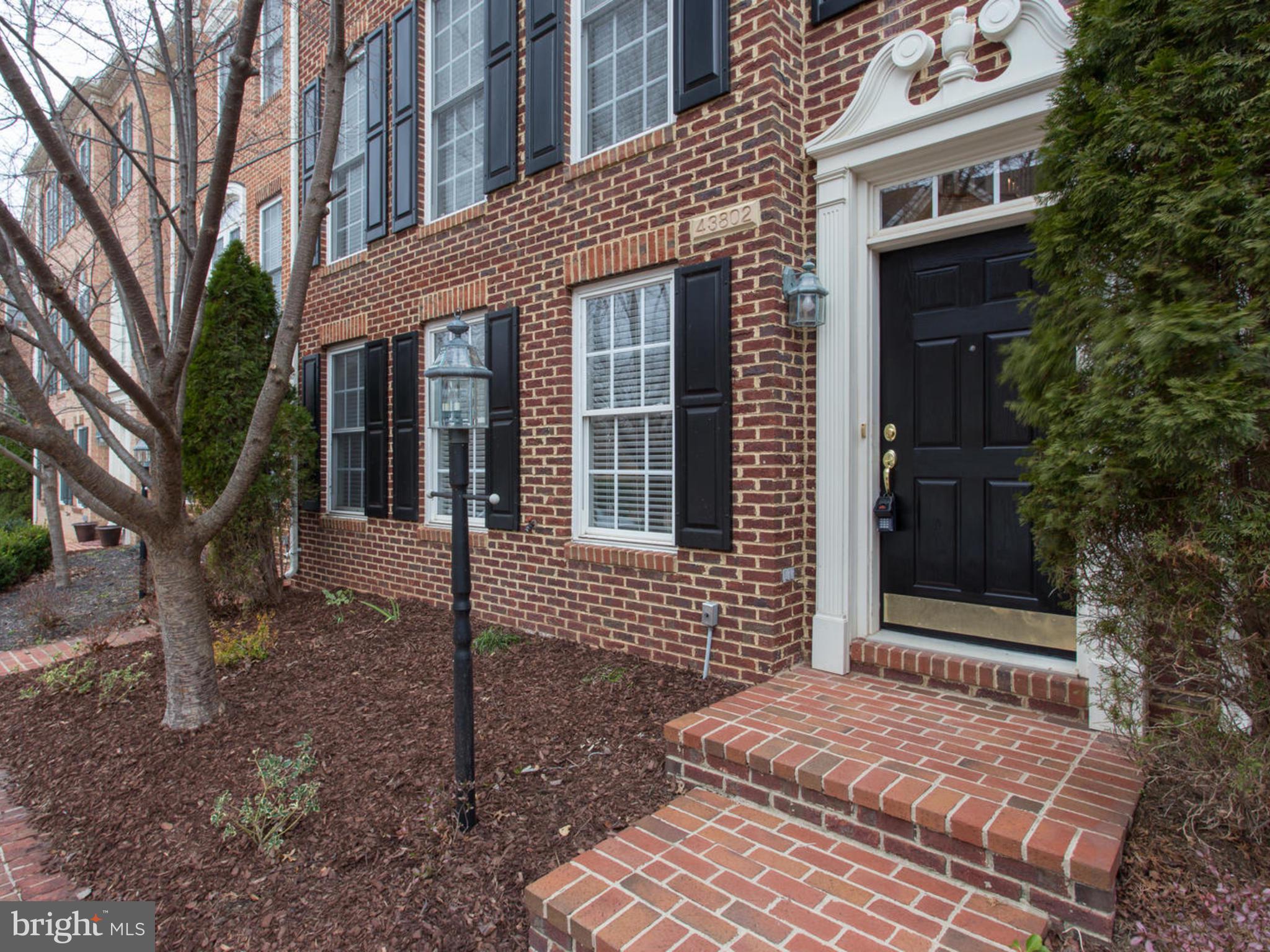 RIVER CREEK - Residential Lease