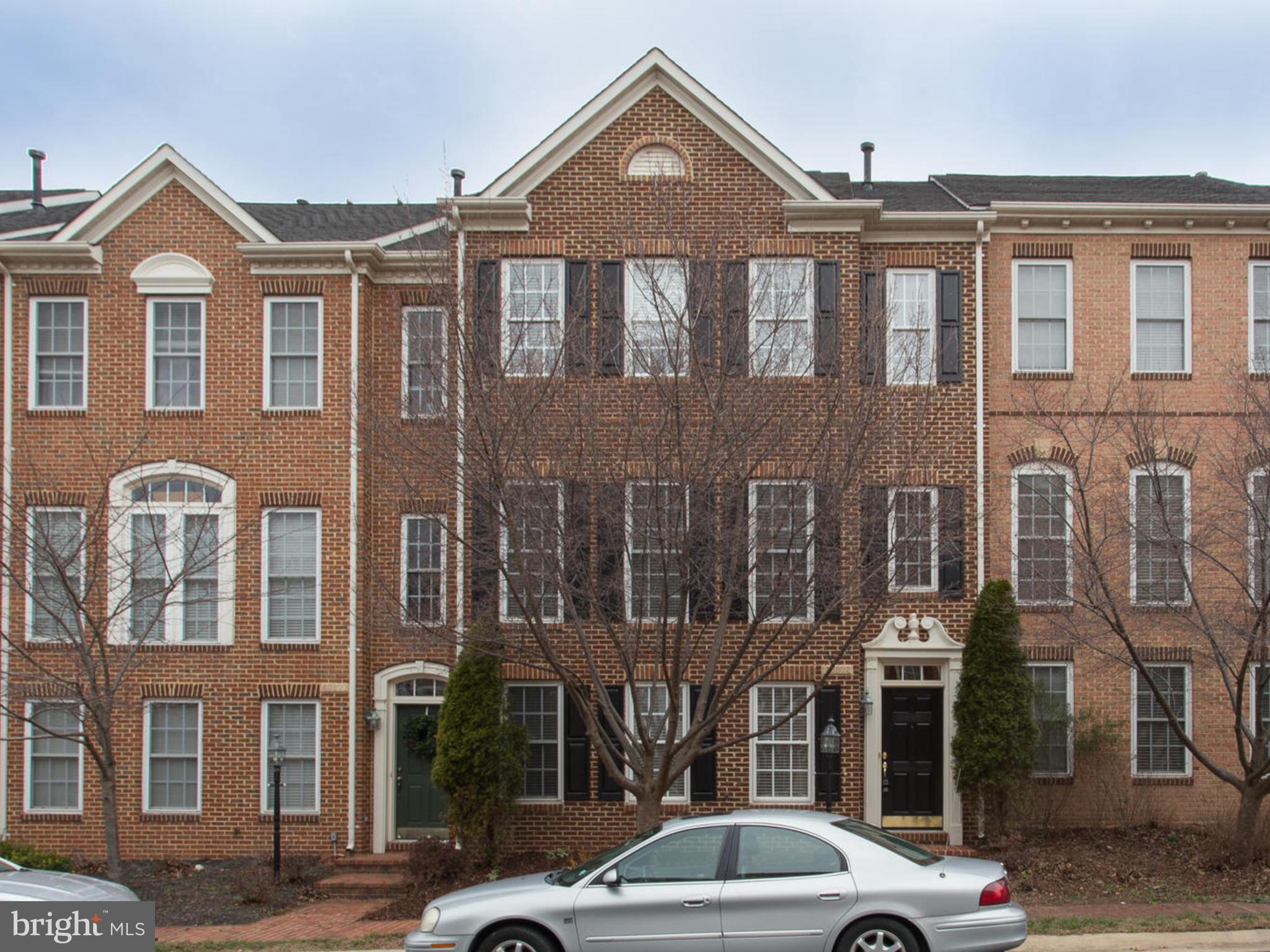 RIVER CREEK - Residential Lease