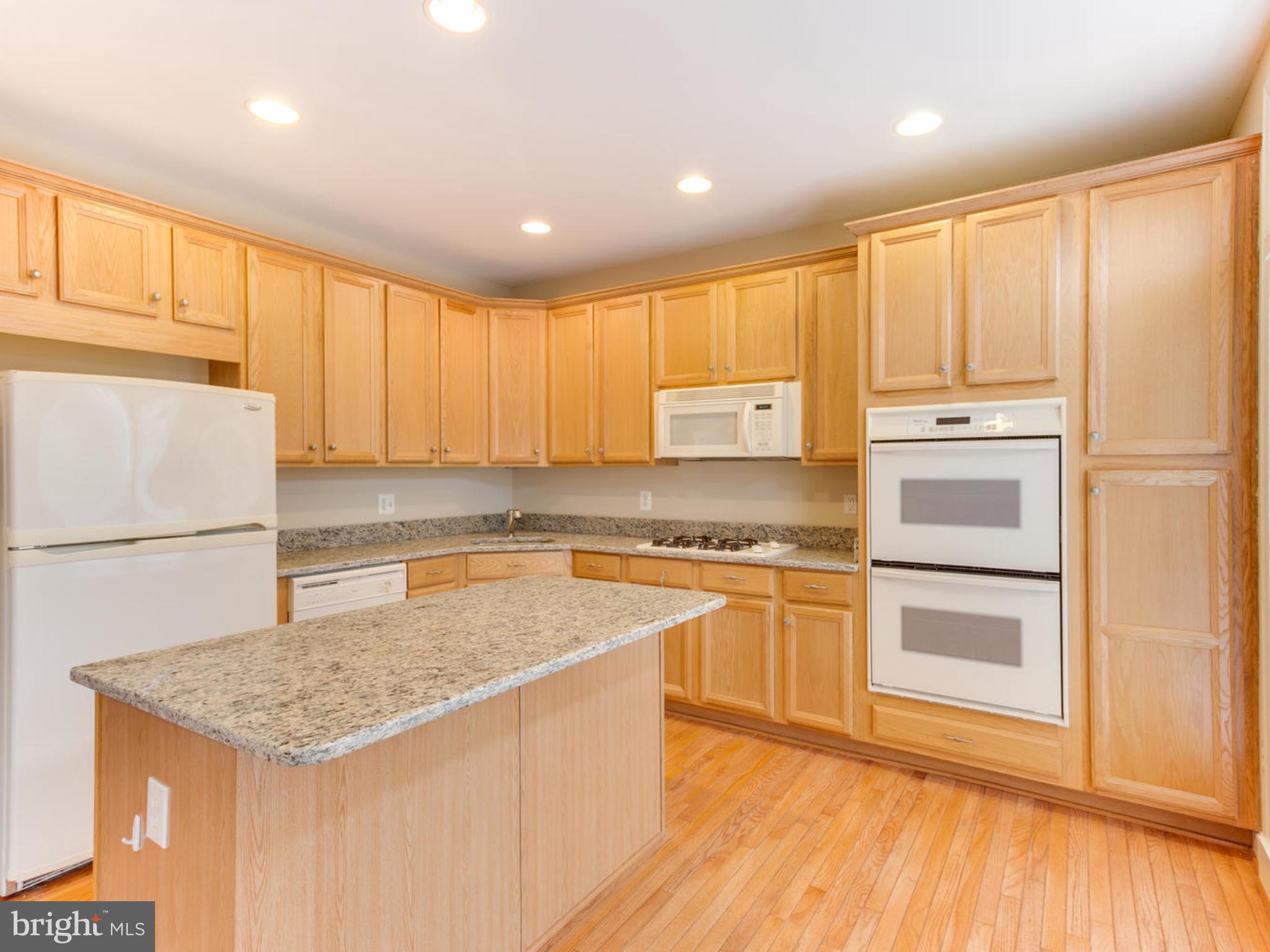 RIVER CREEK - Residential Lease