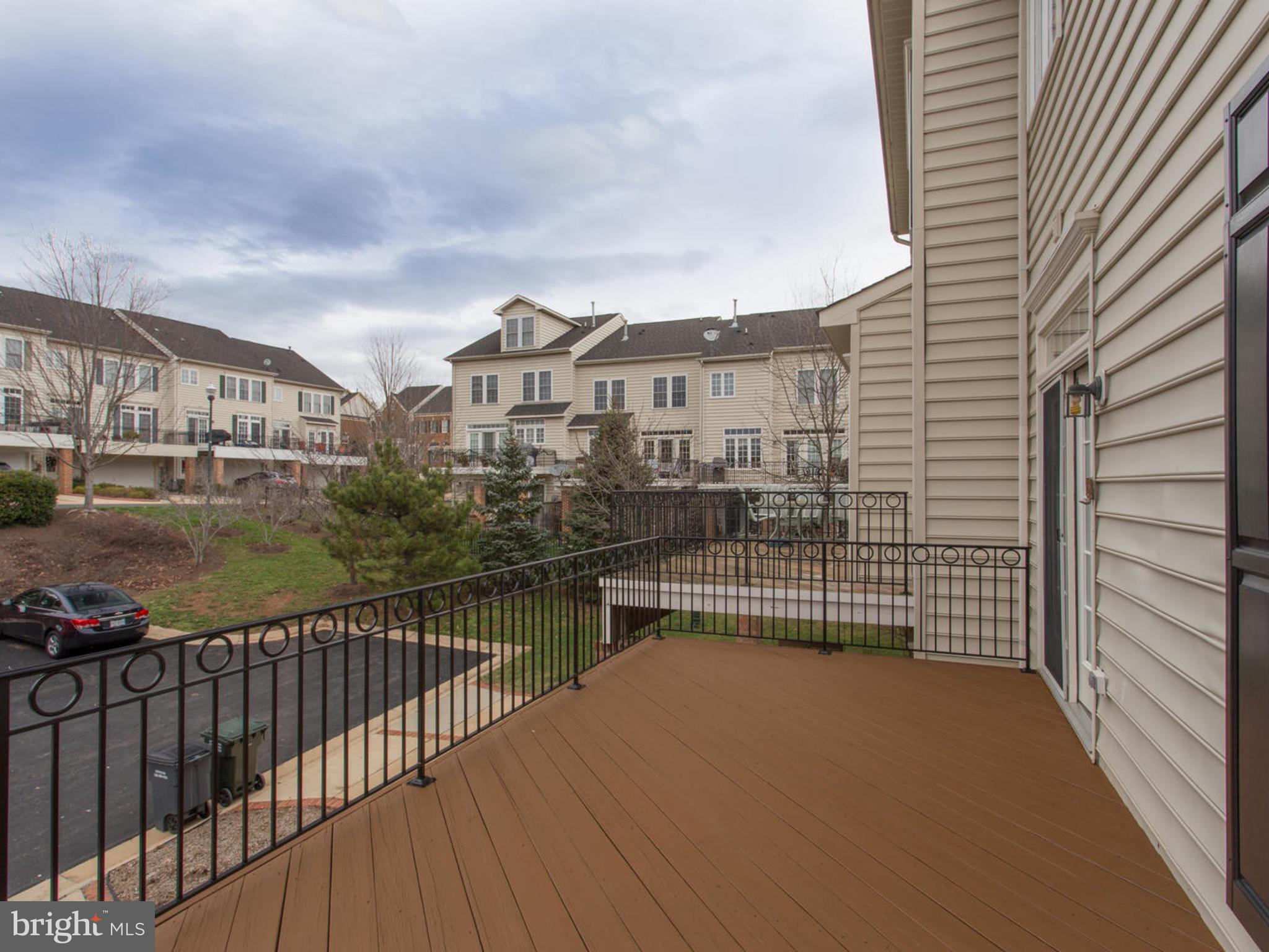 RIVER CREEK - Residential Lease