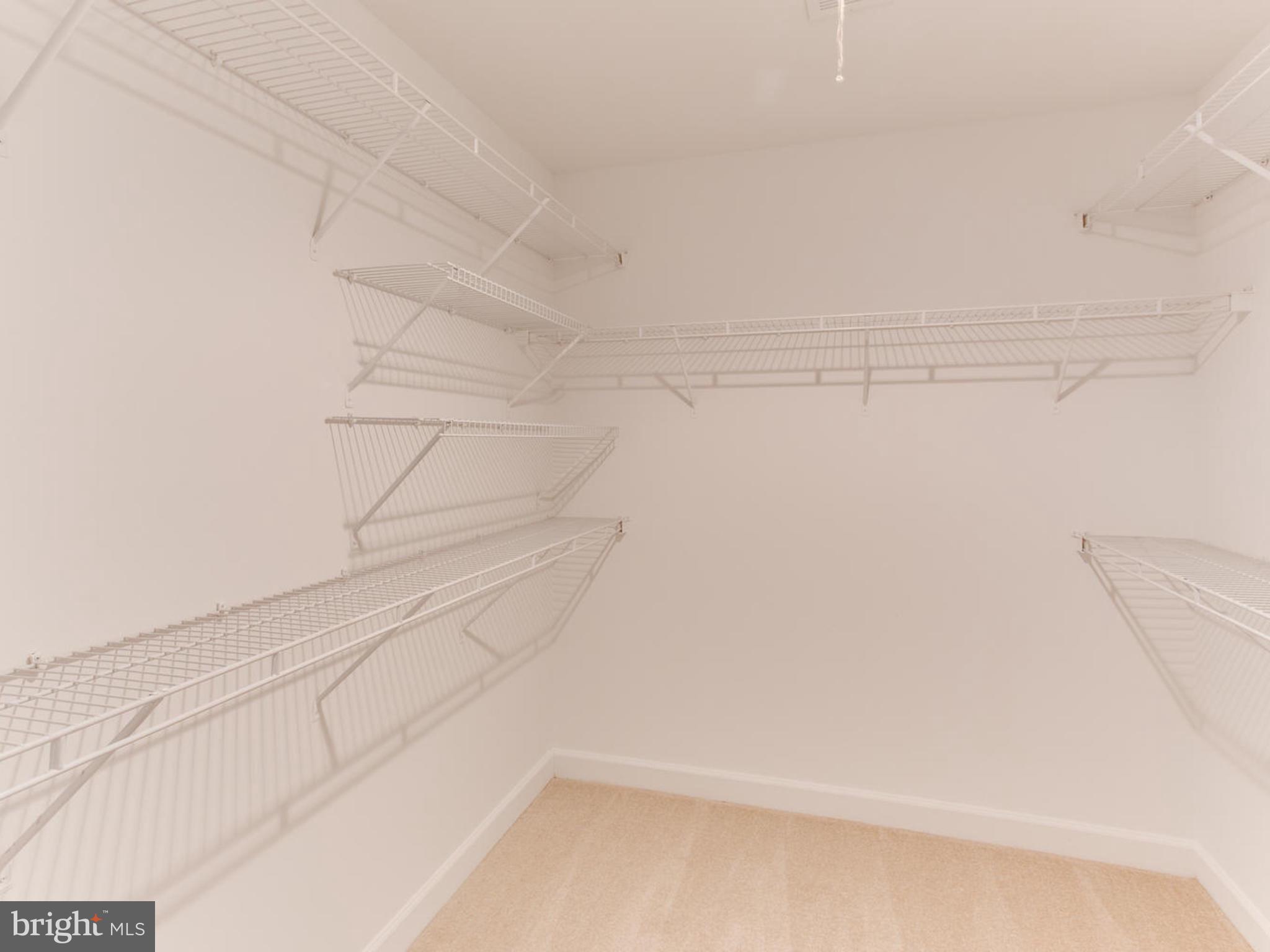 RIVER CREEK - Residential Lease