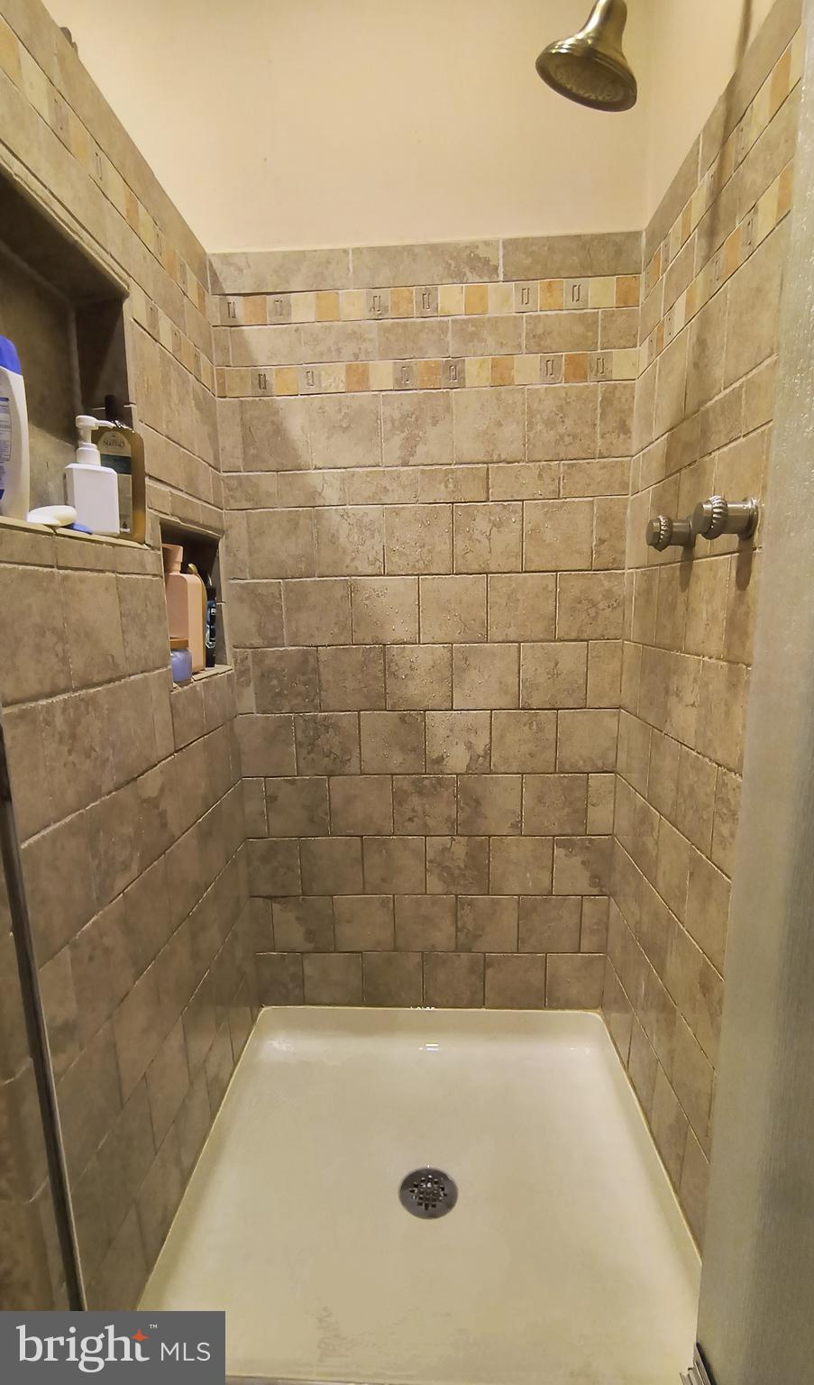 BURHOLME - Residential