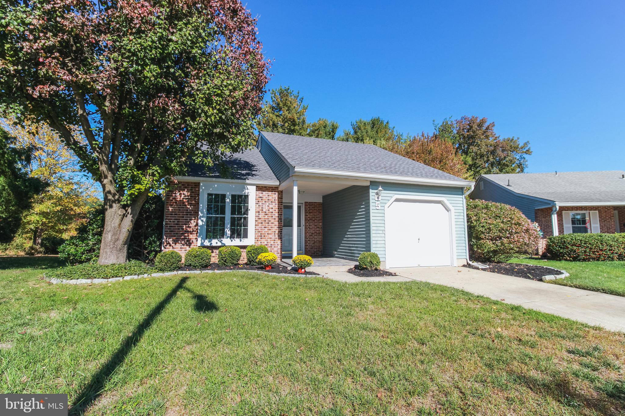 5 KESWICK COURT