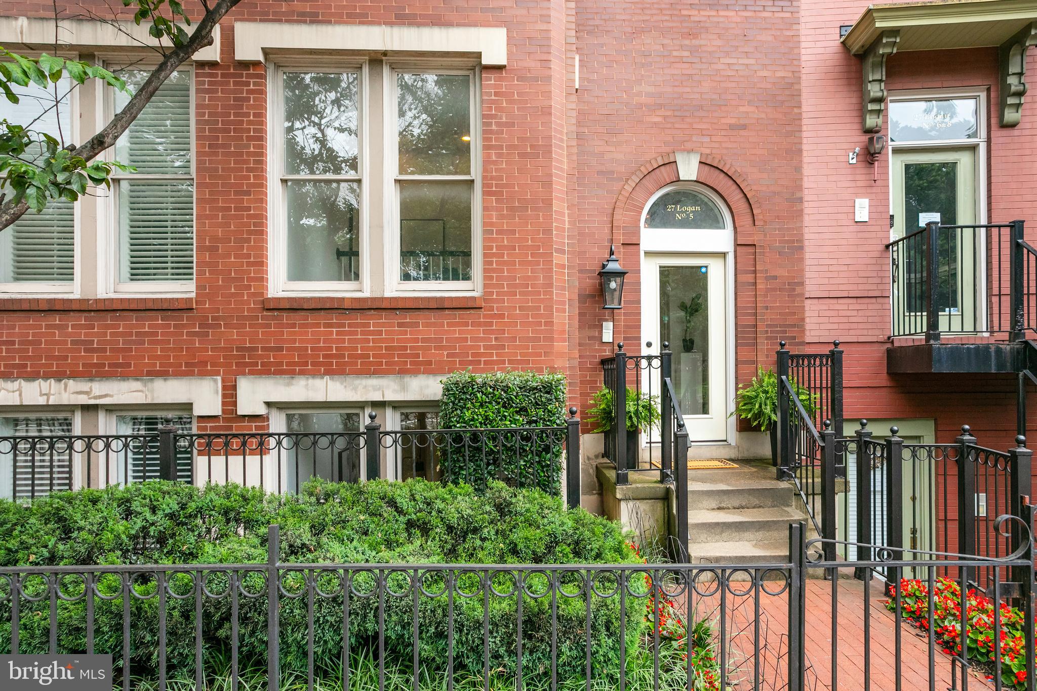 27 LOGAN CIRCLE NW 5