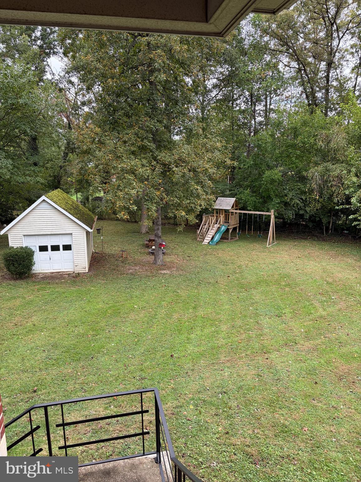 BROYHILL PARK - Residential Lease