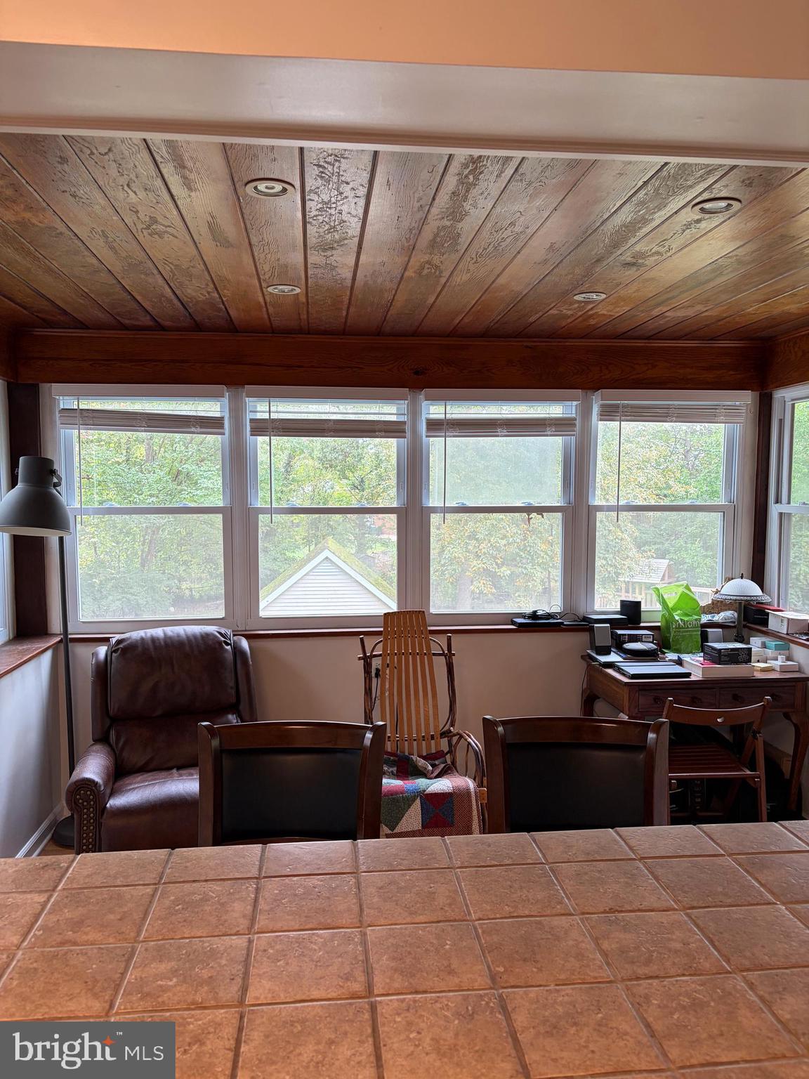 BROYHILL PARK - Residential Lease