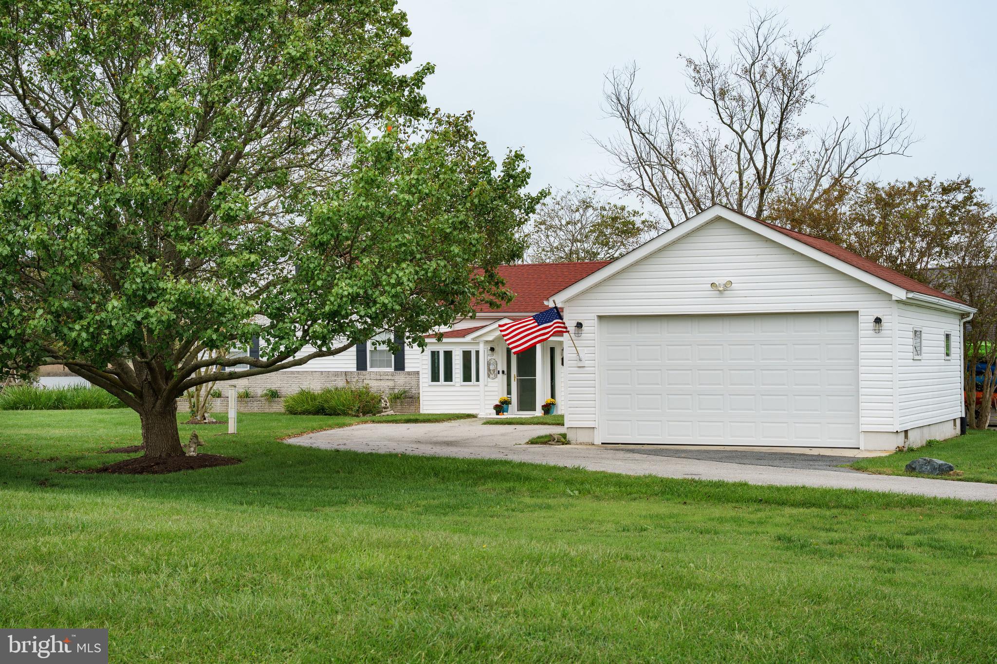 1318 BELL LANE