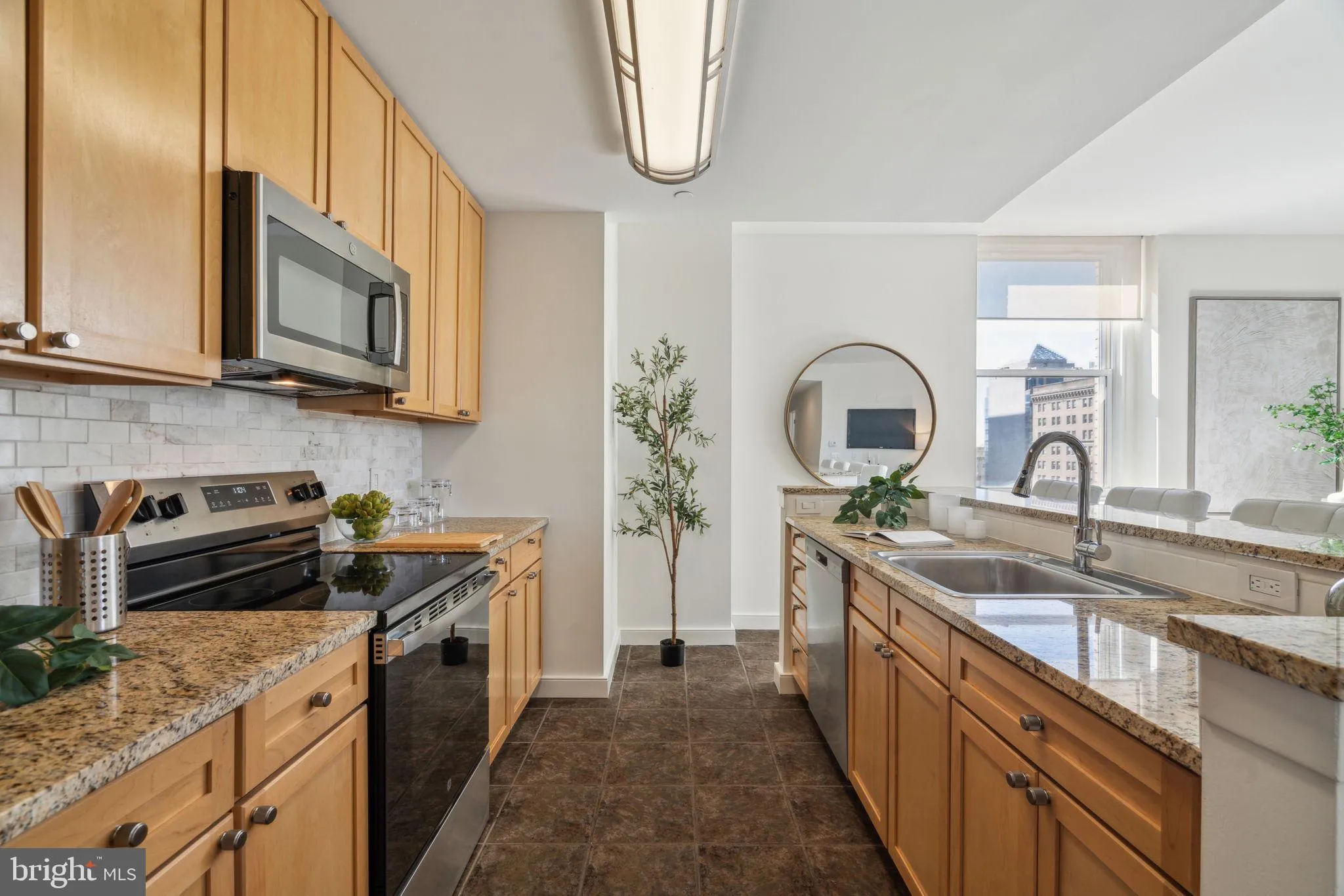 Philadelphia, Pennsylvania 19102, United States, 2 Bedrooms Bedrooms, ,2 BathroomsBathrooms,Residential,Contingent,86562