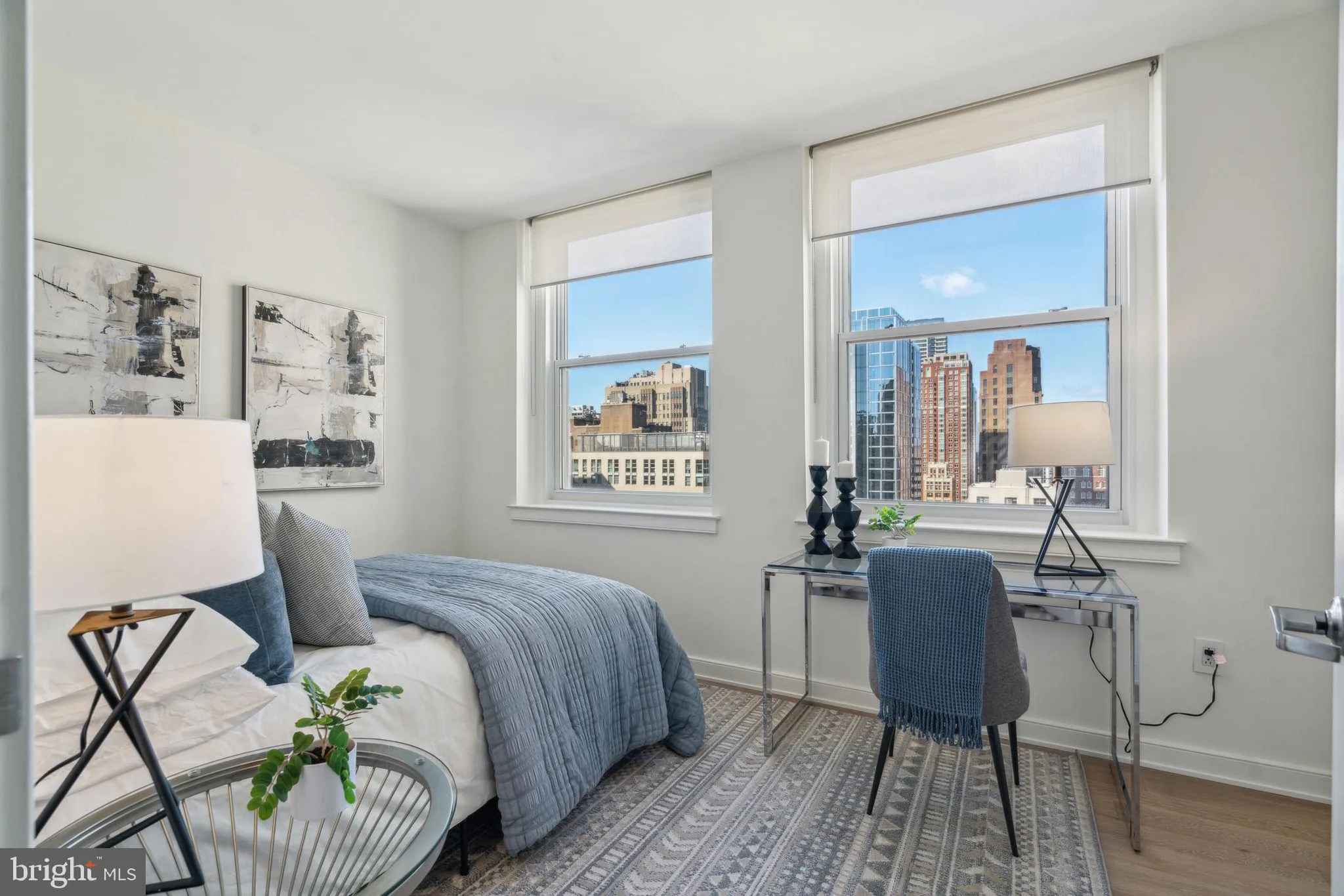 Philadelphia, Pennsylvania 19102, United States, 2 Bedrooms Bedrooms, ,2 BathroomsBathrooms,Residential,Contingent,86562