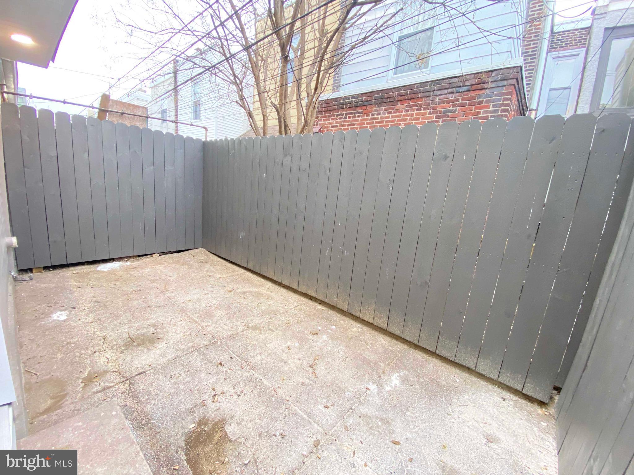 PORT RICHMOND - Residential