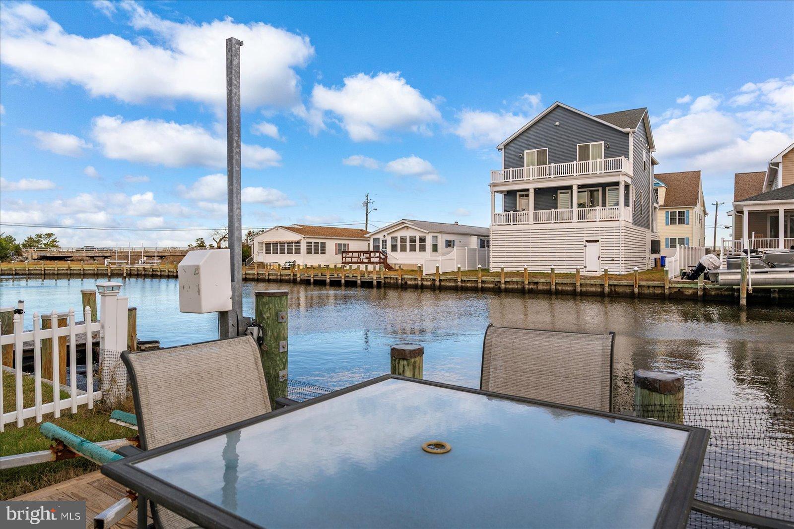 CAPE WINDSOR - Residential