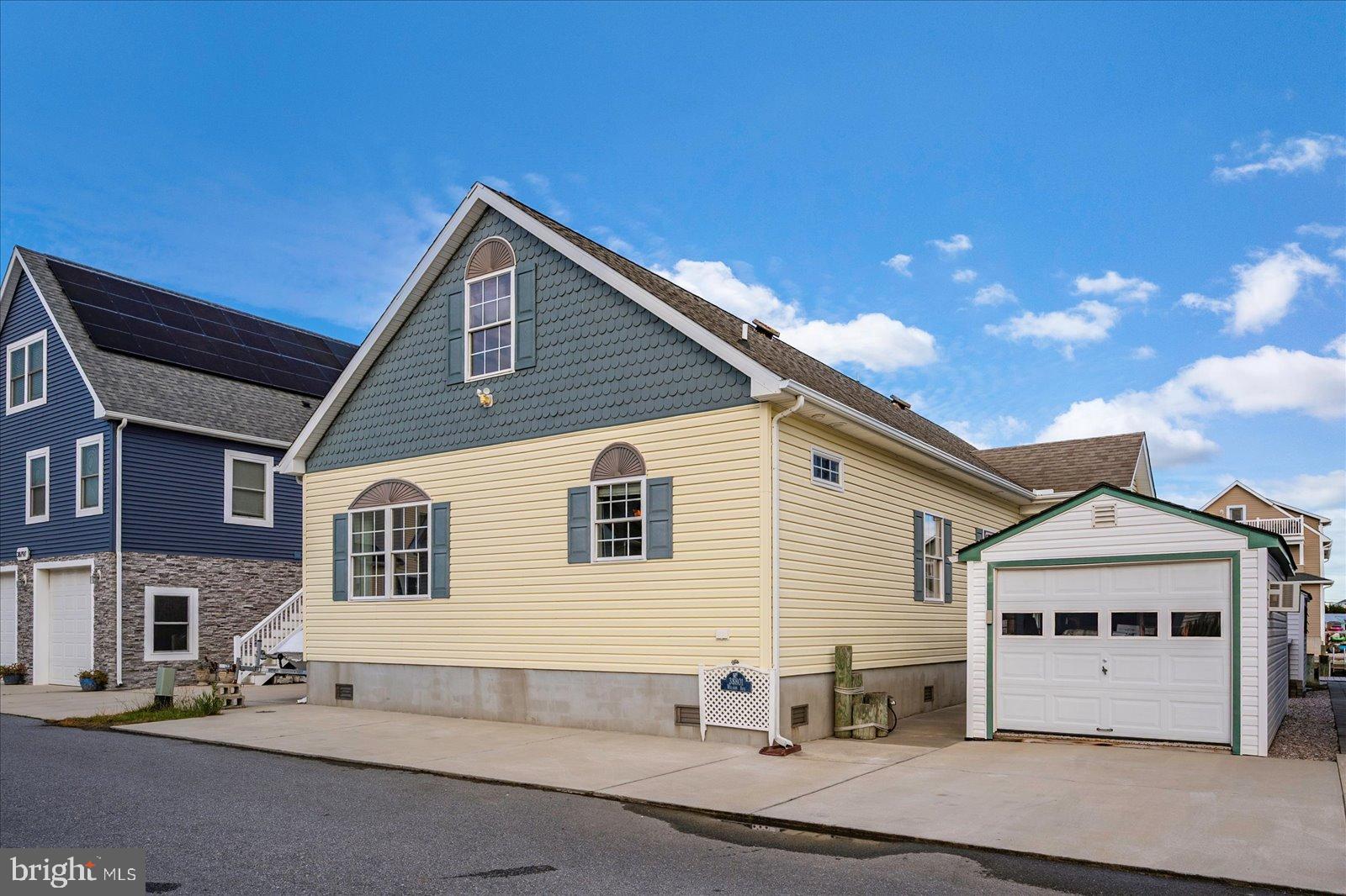 CAPE WINDSOR - Residential