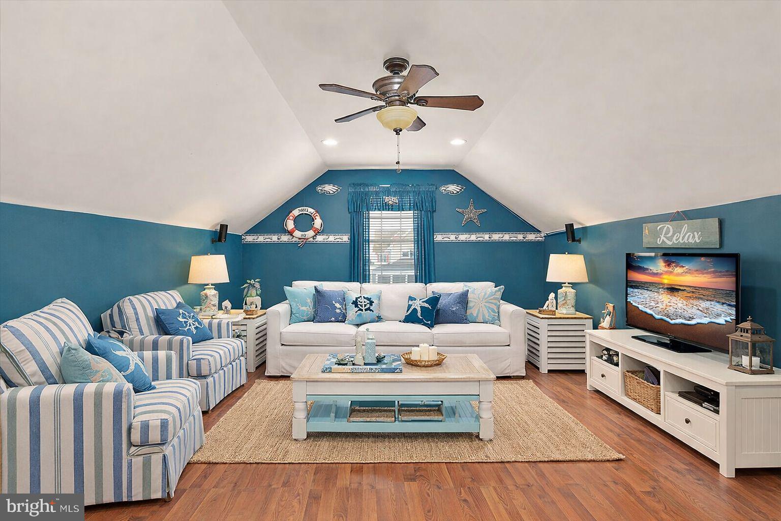 CAPE WINDSOR - Residential