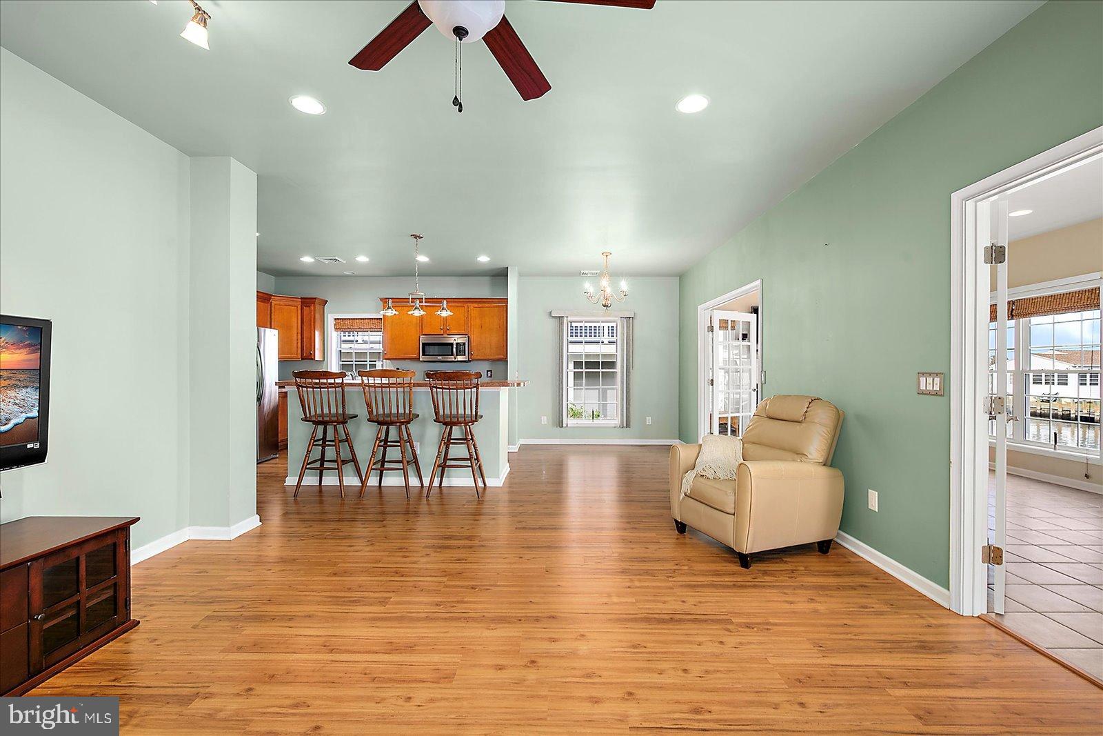 CAPE WINDSOR - Residential