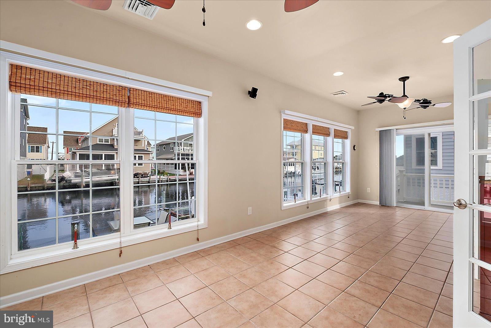 CAPE WINDSOR - Residential