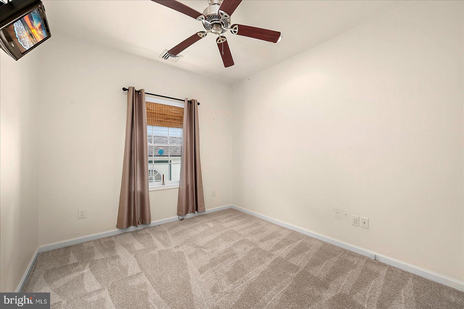 CAPE WINDSOR - Residential