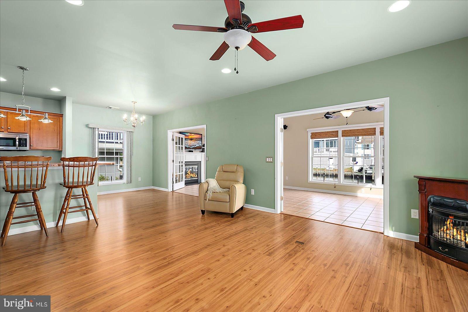 CAPE WINDSOR - Residential